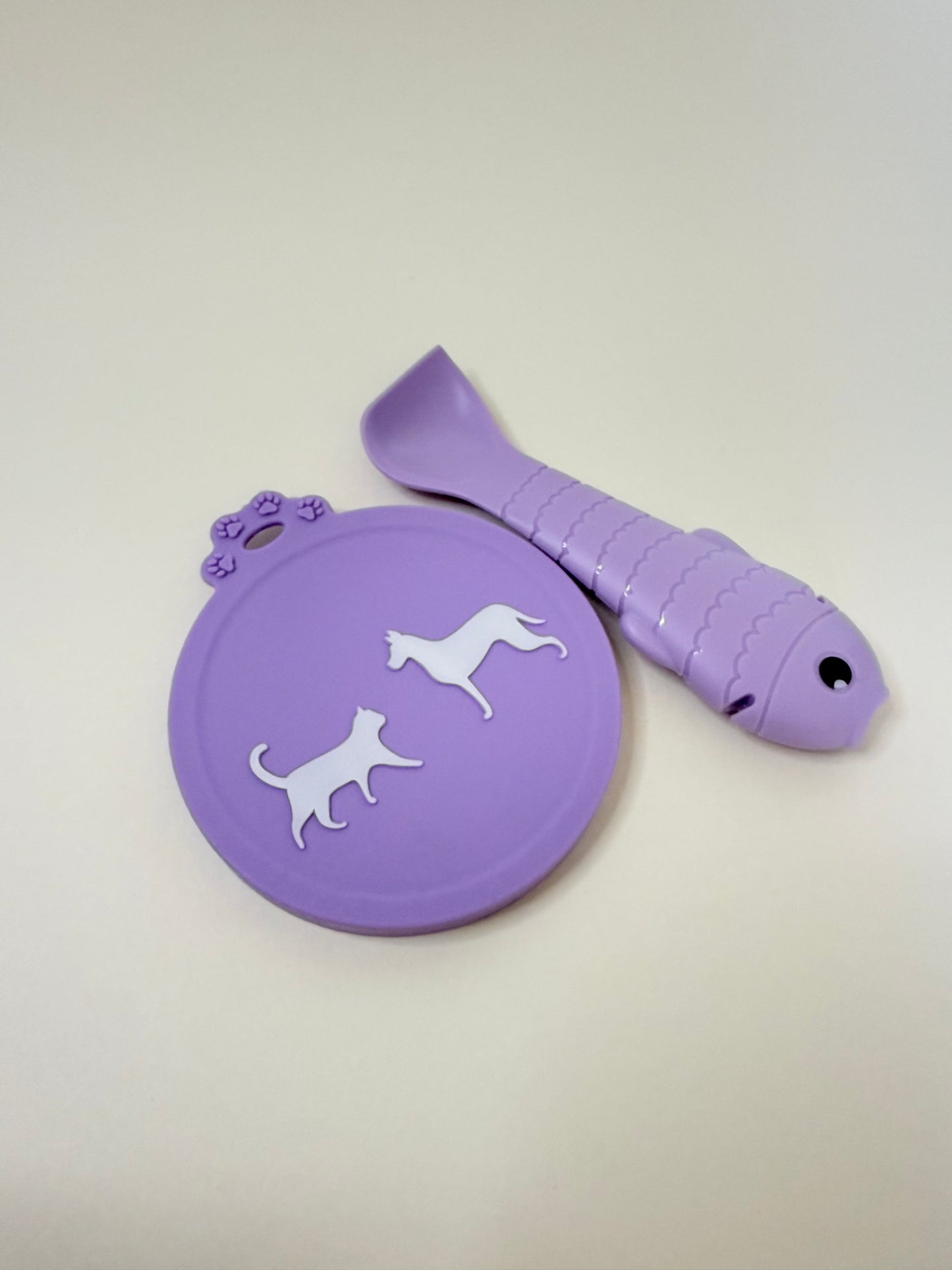 Can Cover & Spoon